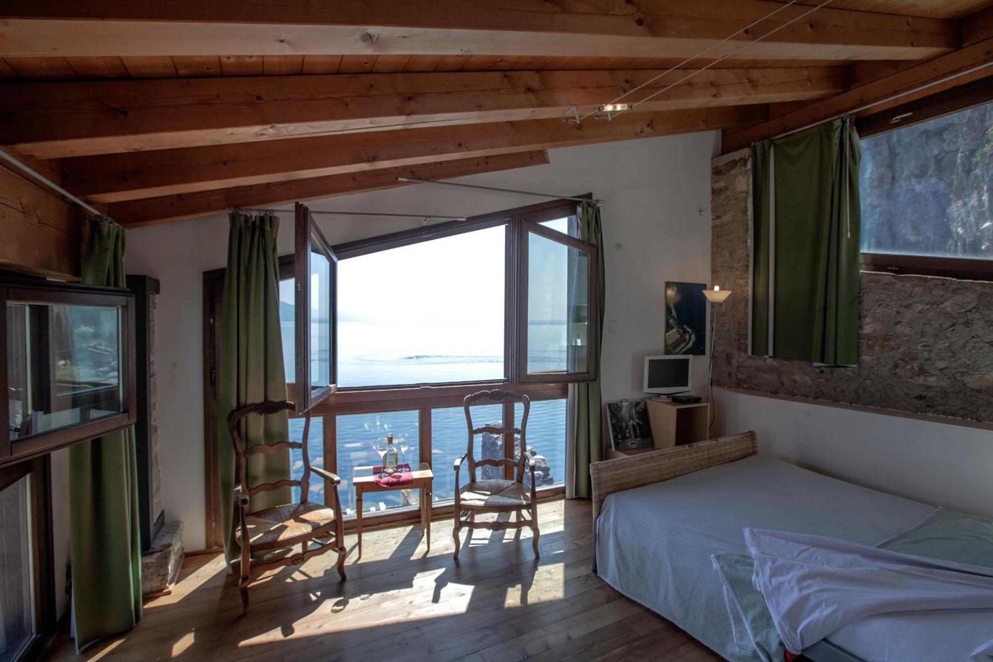 Pra De La Fam B&B Tignale Kamer foto